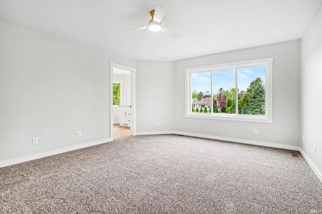 21475 Cheri Lane, Bristol, IN 46507
