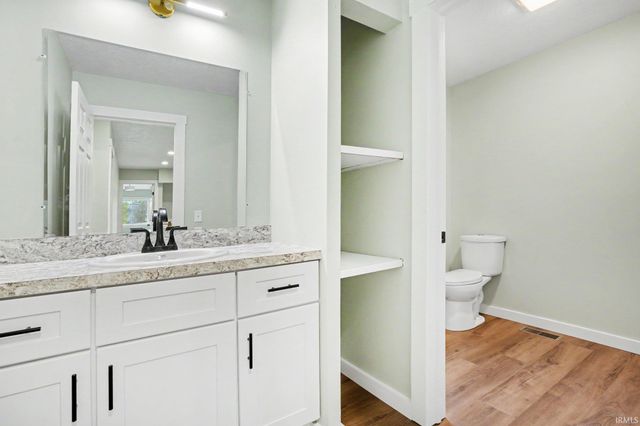 21475 Cheri Lane, Bristol, IN 46507
