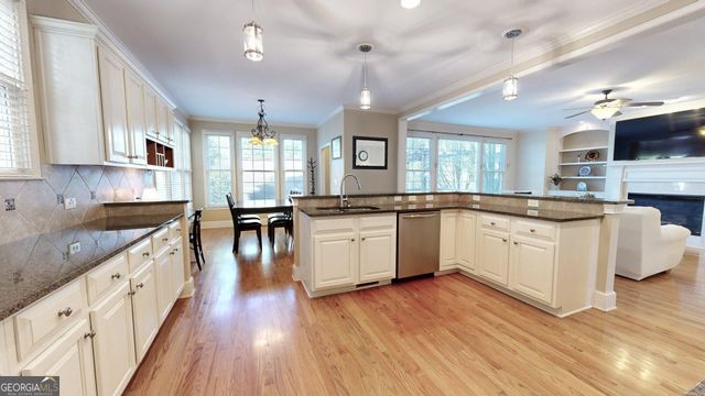 109 Centennial Drive, Peachtree City, GA 30269