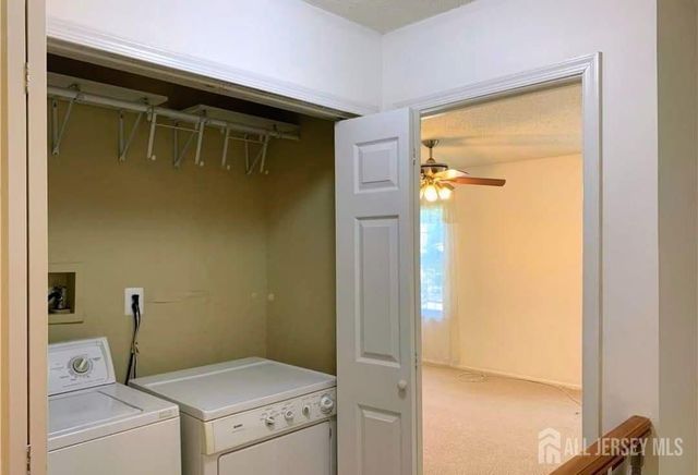 24 Albury Way, North Brunswick, NJ 08902