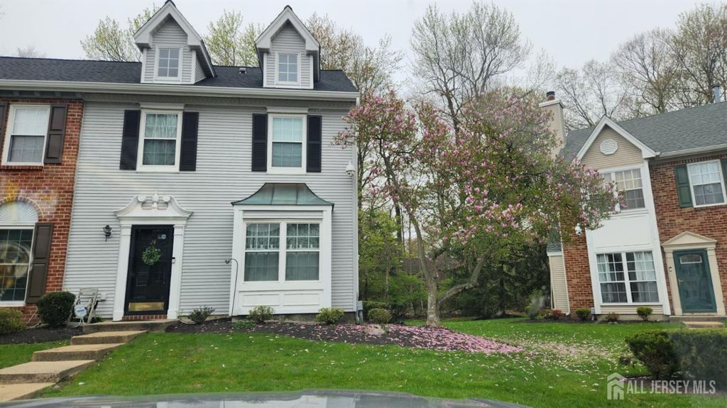 24 Albury Way, North Brunswick, NJ 08902