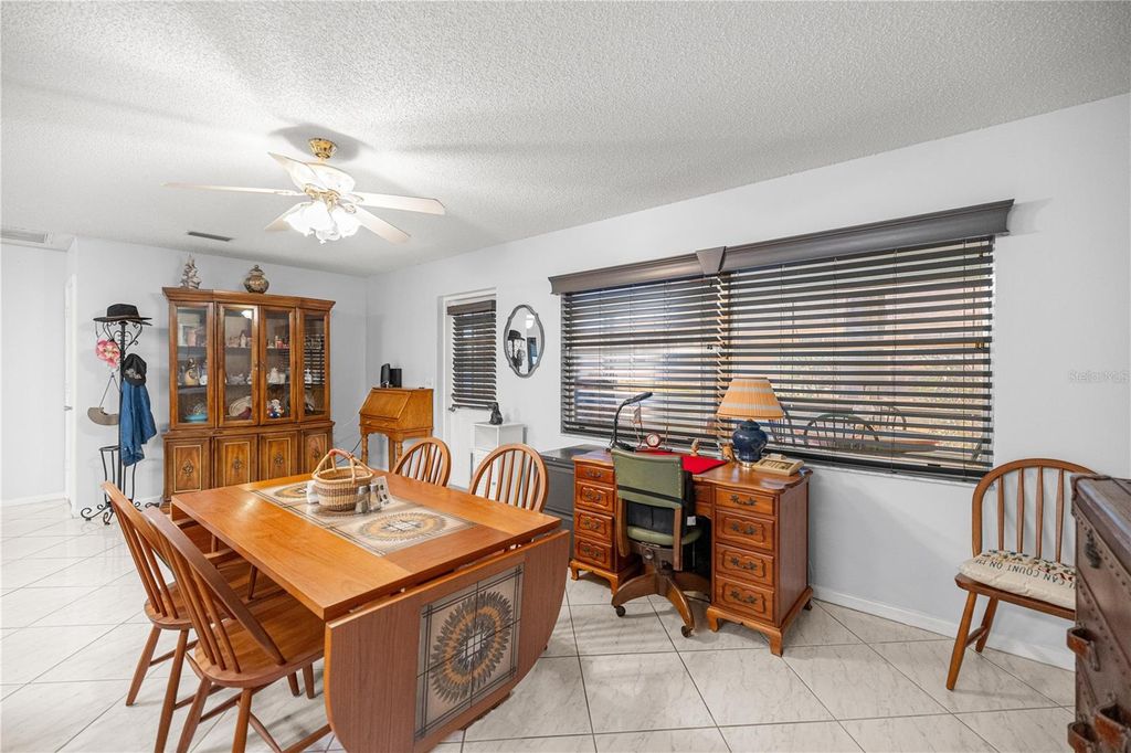 Image 9 of property listing at 9438 SW 85TH AVENUE B, Ocala, FL 34481