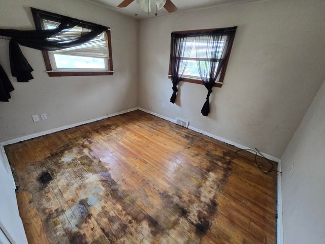 22620 Stephens Street, Saint Clair Shores City, MI 48080