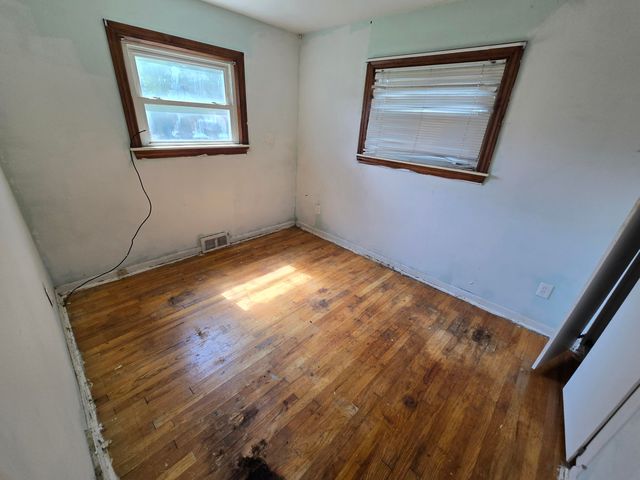 22620 Stephens Street, Saint Clair Shores City, MI 48080