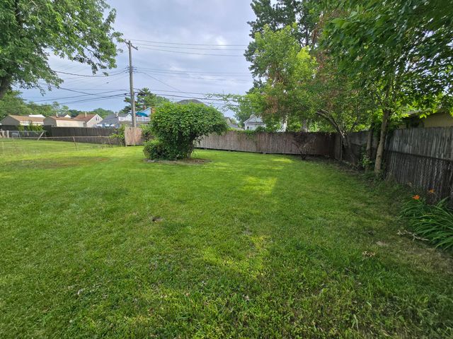 22620 Stephens Street, Saint Clair Shores City, MI 48080