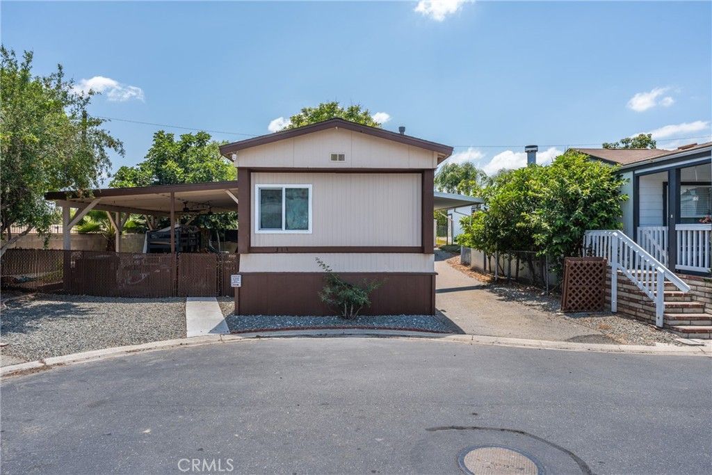 3825 Crestmore 313, Riverside, CA 92509