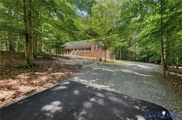 13302 Fermanagh Dr, Chesterfield, VA 23832