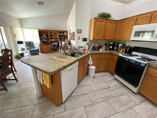 9108 Valley Of Fire Avenue, Las Vegas, NV 89129