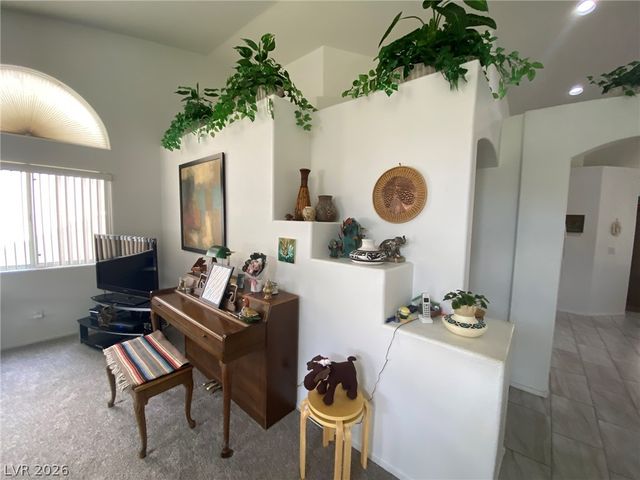 9108 Valley Of Fire Avenue, Las Vegas, NV 89129