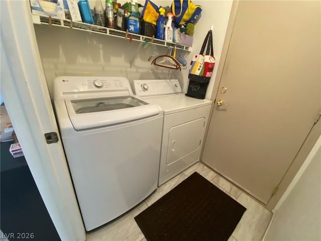 9108 Valley Of Fire Avenue, Las Vegas, NV 89129