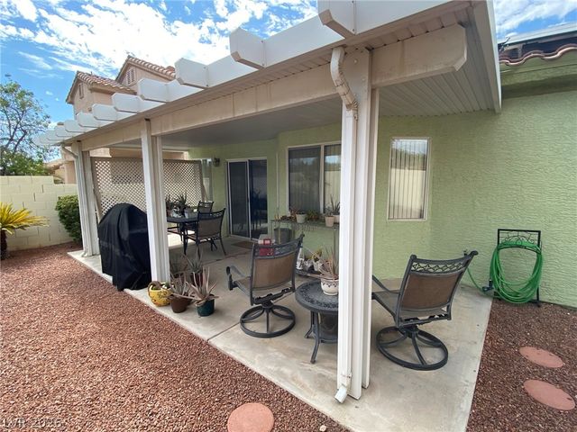 9108 Valley Of Fire Avenue, Las Vegas, NV 89129