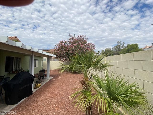 9108 Valley Of Fire Avenue, Las Vegas, NV 89129