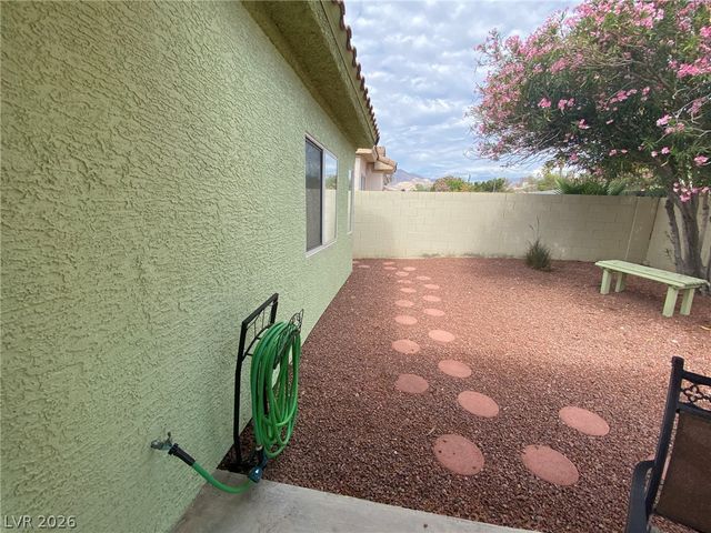 9108 Valley Of Fire Avenue, Las Vegas, NV 89129