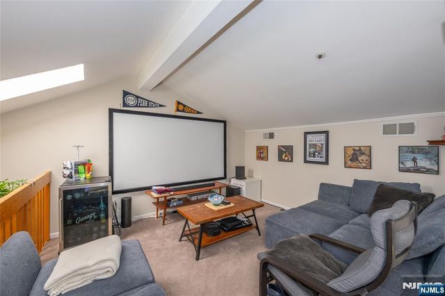 223 Cambridge Drive, Ramsey, NJ 07446