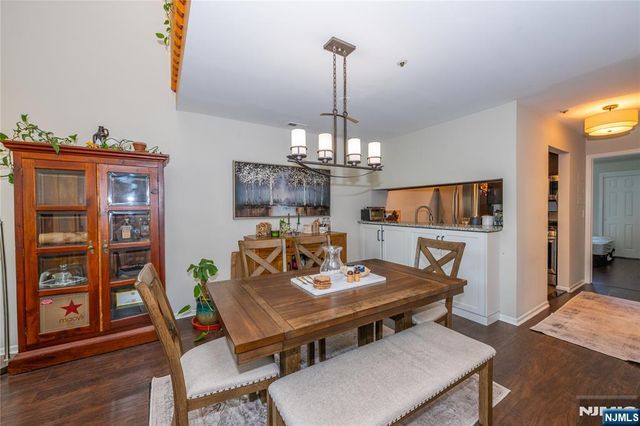 223 Cambridge Drive, Ramsey, NJ 07446