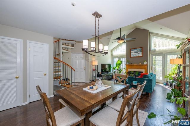 223 Cambridge Drive, Ramsey, NJ 07446