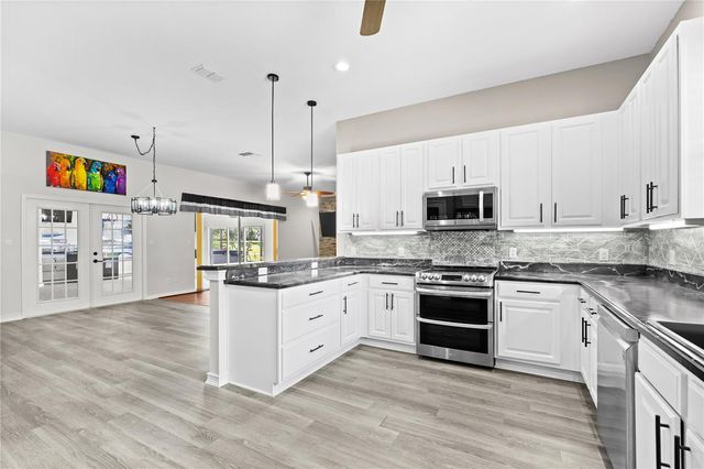 25501 MAUREPAS LANE, Leesburg, FL 34748