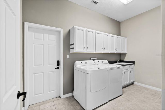 25501 MAUREPAS LANE, Leesburg, FL 34748