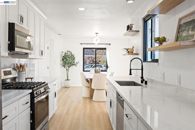 21928 Baywood Ave, Castro Valley, CA 94546