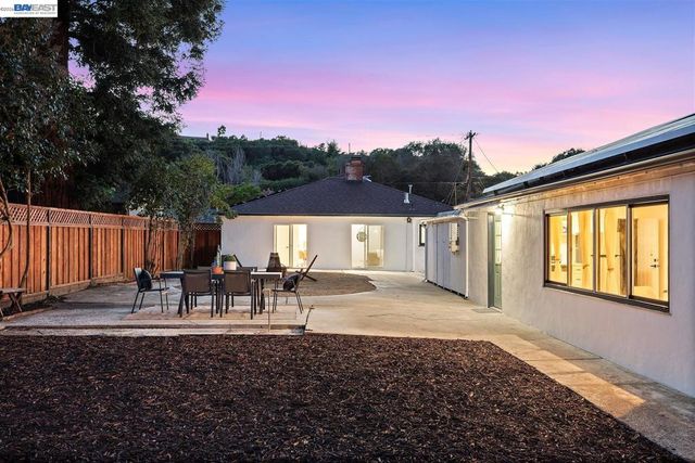 21928 Baywood Ave, Castro Valley, CA 94546