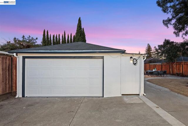 21928 Baywood Ave, Castro Valley, CA 94546