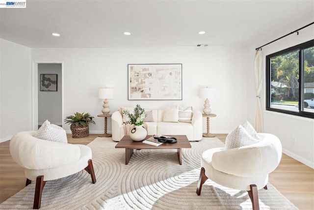 21928 Baywood Ave, Castro Valley, CA 94546