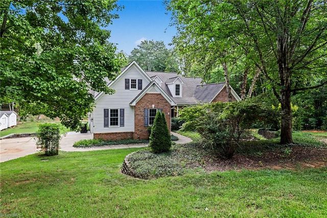 8602 Winding Hill Drive, Stokesdale, NC 27357