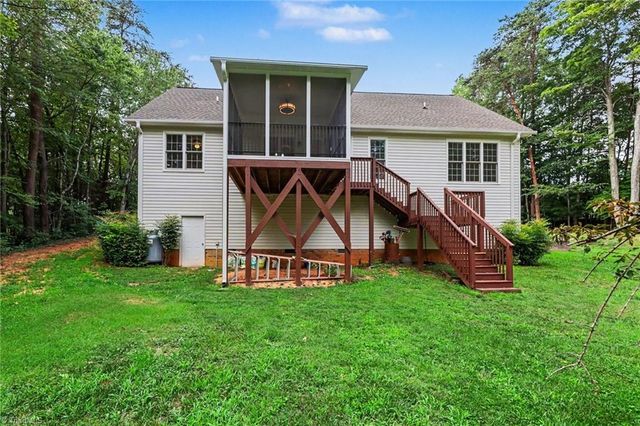 8602 Winding Hill Drive, Stokesdale, NC 27357