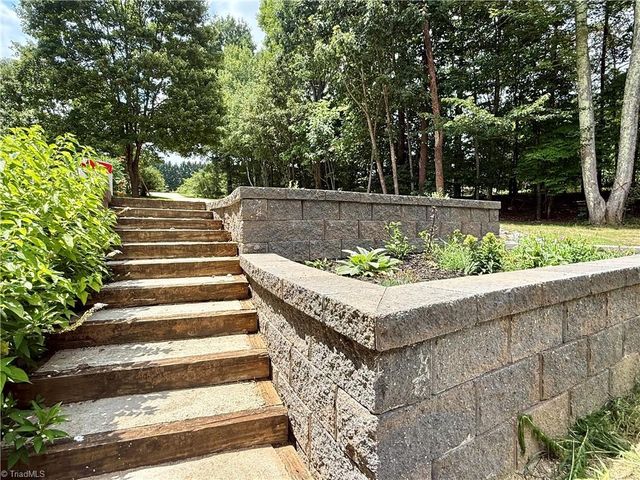 8602 Winding Hill Drive, Stokesdale, NC 27357
