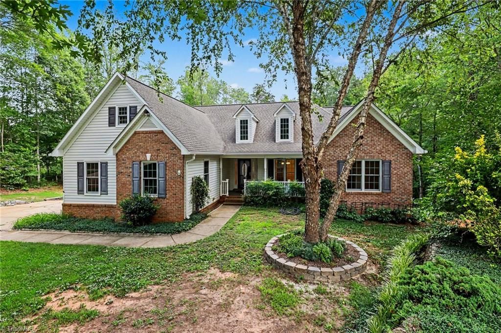 8602 Winding Hill Drive, Stokesdale, NC 27357