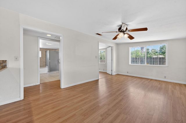 6521 6th St, Rio Linda, CA 95673