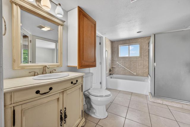 6521 6th St, Rio Linda, CA 95673