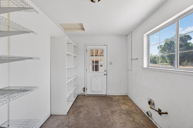 6521 6th St, Rio Linda, CA 95673