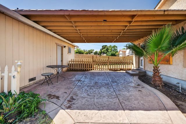 6521 6th St, Rio Linda, CA 95673