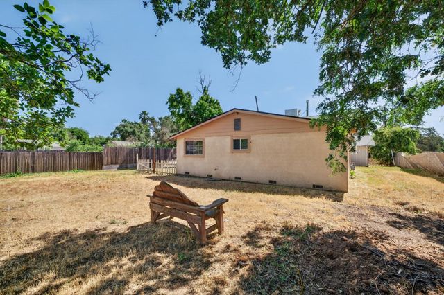 6521 6th St, Rio Linda, CA 95673