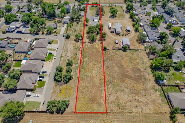 6521 6th St, Rio Linda, CA 95673