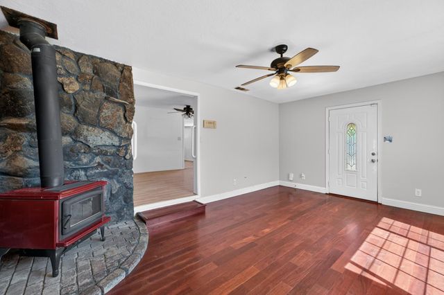 6521 6th St, Rio Linda, CA 95673