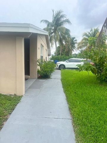2001 NE 2nd Terrace, Pompano Beach, FL 33060