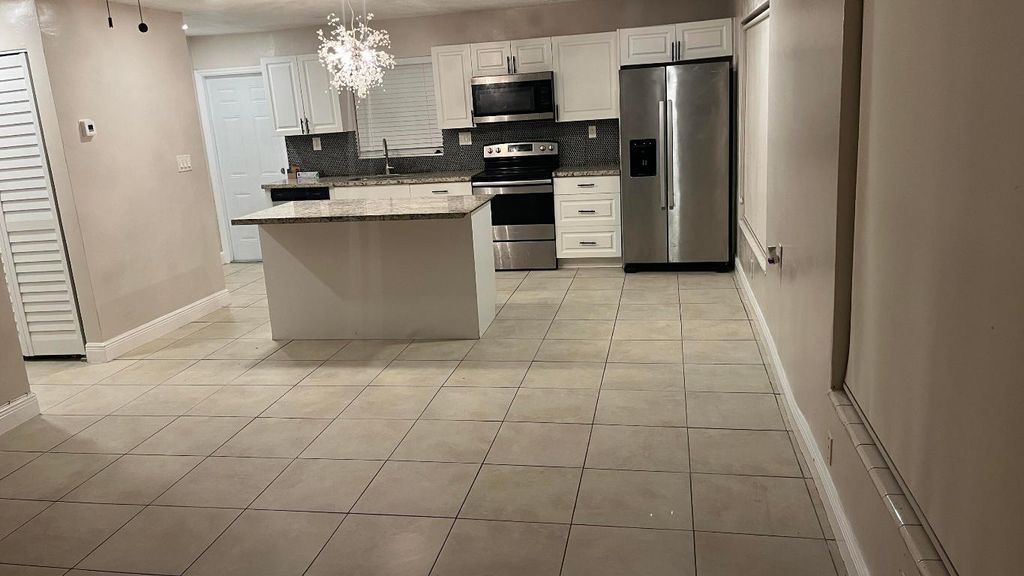 2001 NE 2nd Terrace, Pompano Beach, FL 33060