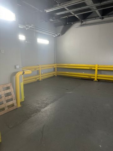 181 Old Colony Ave A, Boston, MA 02127