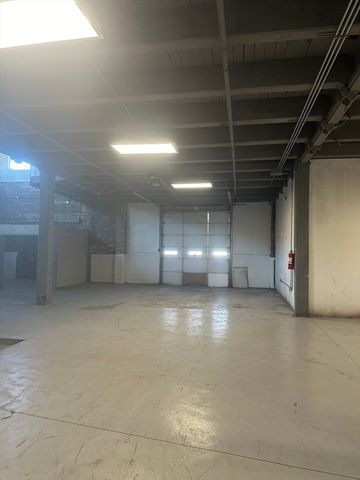 181 Old Colony Ave A, Boston, MA 02127