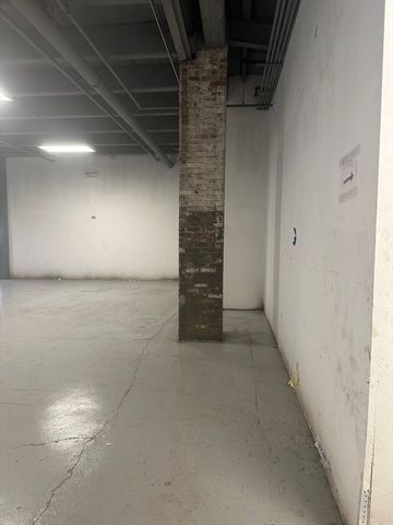 181 Old Colony Ave A, Boston, MA 02127