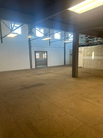 181 Old Colony Ave A, Boston, MA 02127