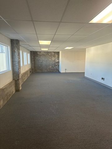 181 Old Colony Ave A, Boston, MA 02127