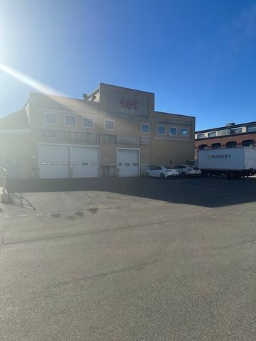 181 Old Colony Ave A, Boston, MA 02127