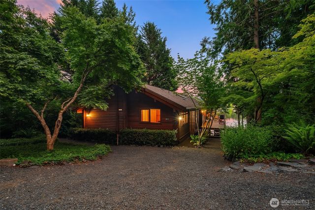 211 E Church Point Drive, Shelton, WA 98584