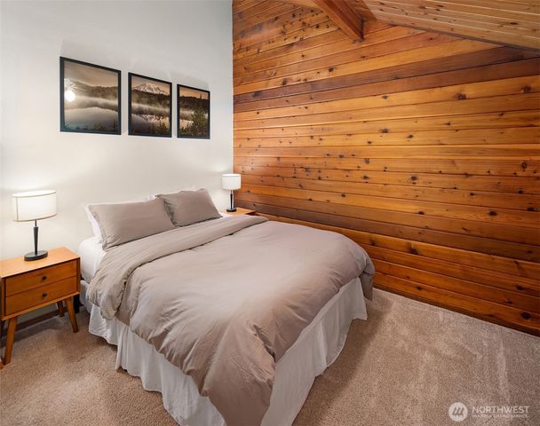 211 E Church Point Drive, Shelton, WA 98584
