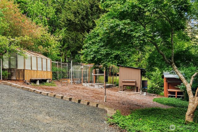 211 E Church Point Drive, Shelton, WA 98584