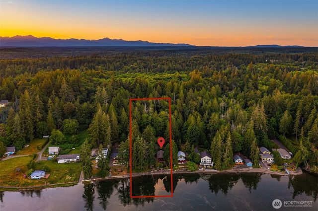 211 E Church Point Drive, Shelton, WA 98584