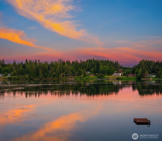 211 E Church Point Drive, Shelton, WA 98584